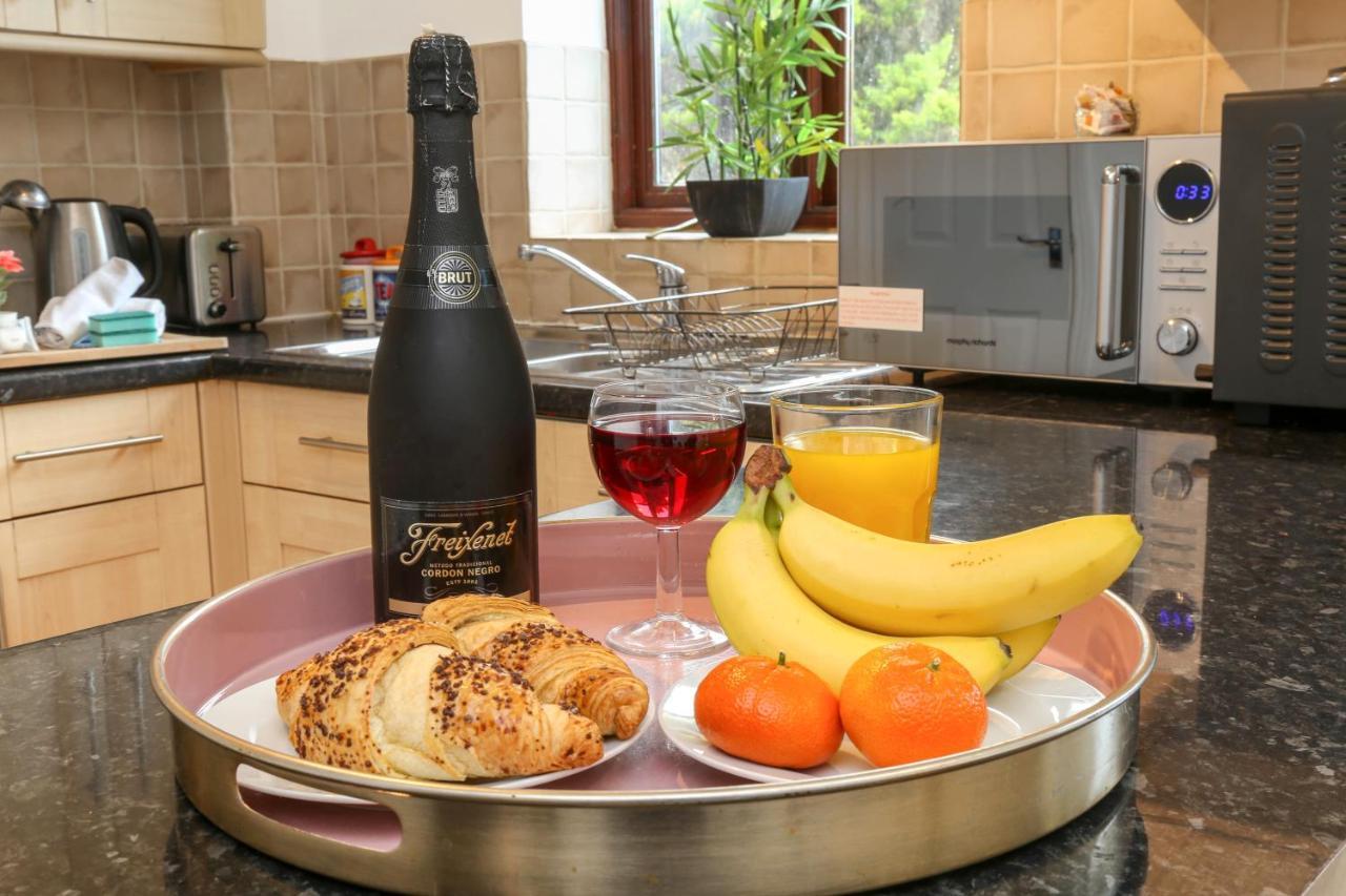 Holiday home Yoko's Smart Home: Detached House With Prime Location And Entertainment