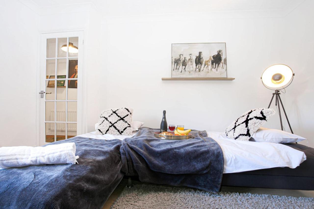 Yoko's Smart Home: Detached House With Prime Location And Entertainment * Milton Keynes
