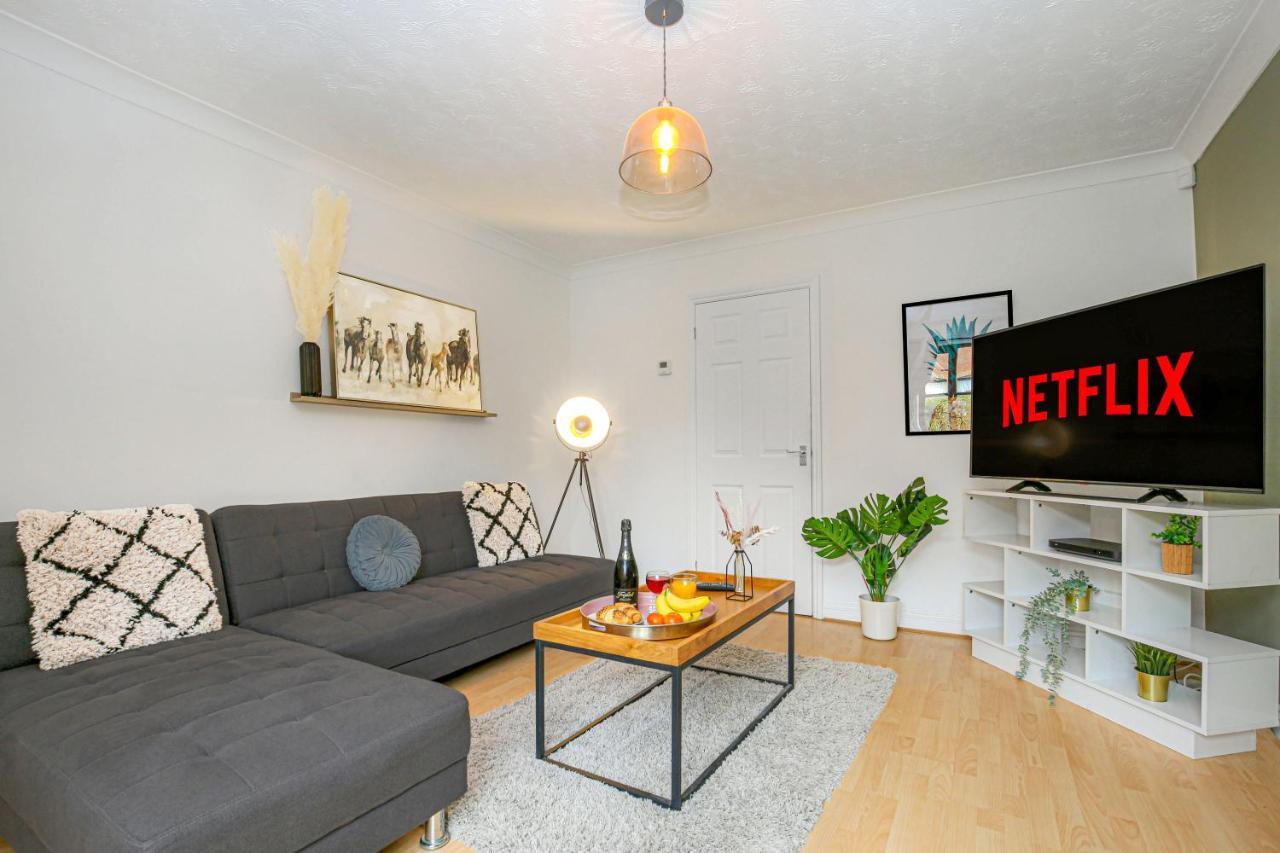 Yoko's Smart Home: Detached House With Prime Location And Entertainment Holiday home *
